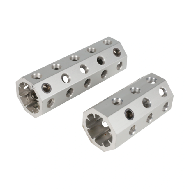 Extrusión de accesorios de perfil de perforación CNC de aluminio personalizado octágono
