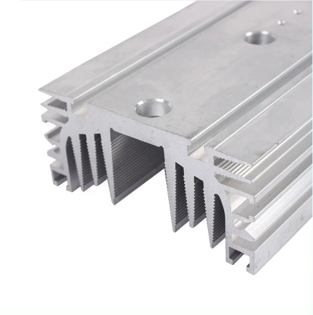 Perfil de extrusión anodizado de disipador de calor de dimensión personalizada de aluminio